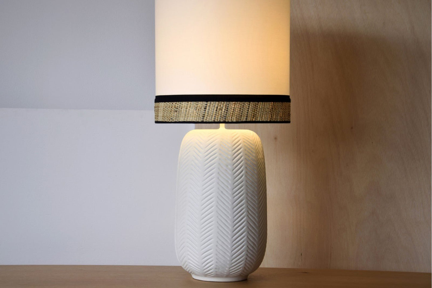 Cloe Lamp - Ideal Furniture ES