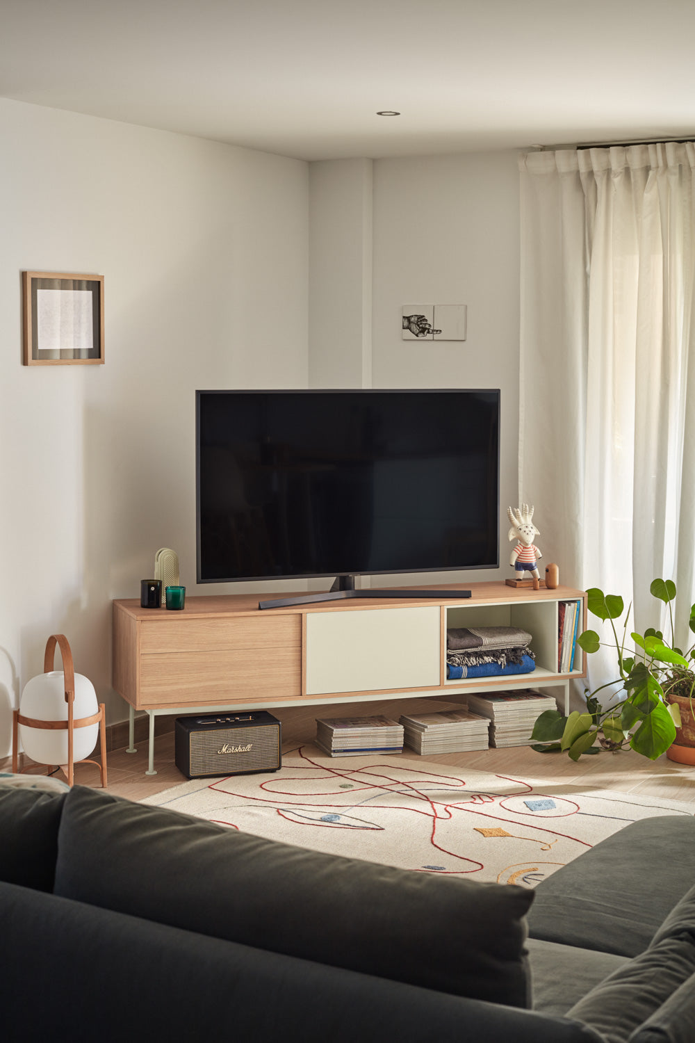 Yoko TV Unit