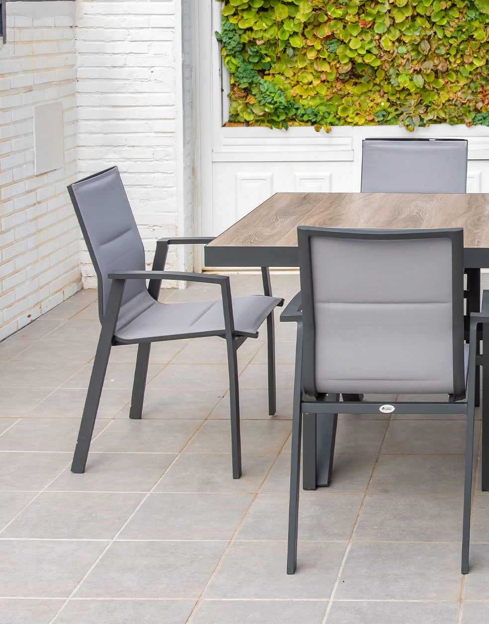 Sidi-Madrid Dining Set