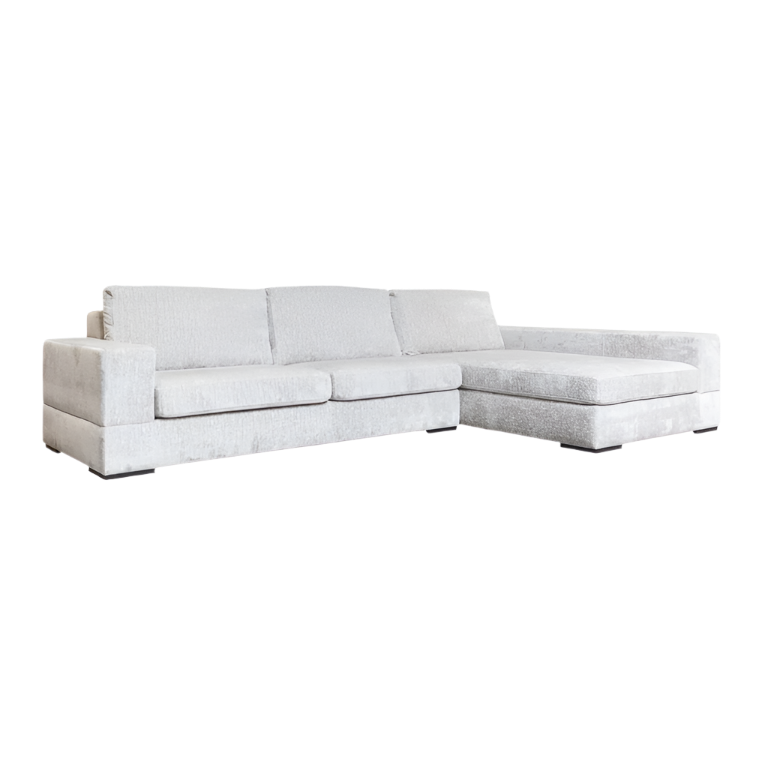 modern minimalist lounge sofa, 3 seater in white color, available in duquesa, torremolinos, gibraltar.