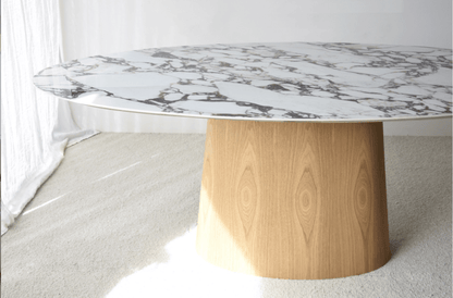 VP Oval Dining table