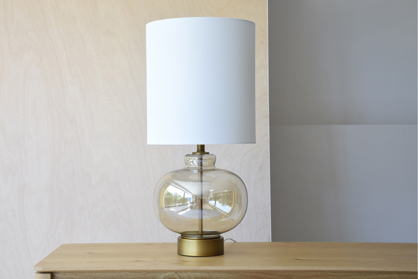 Orbe Lamp