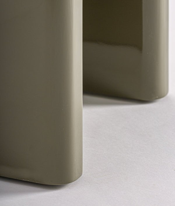 stage bedside table - Ideal Furniture ES