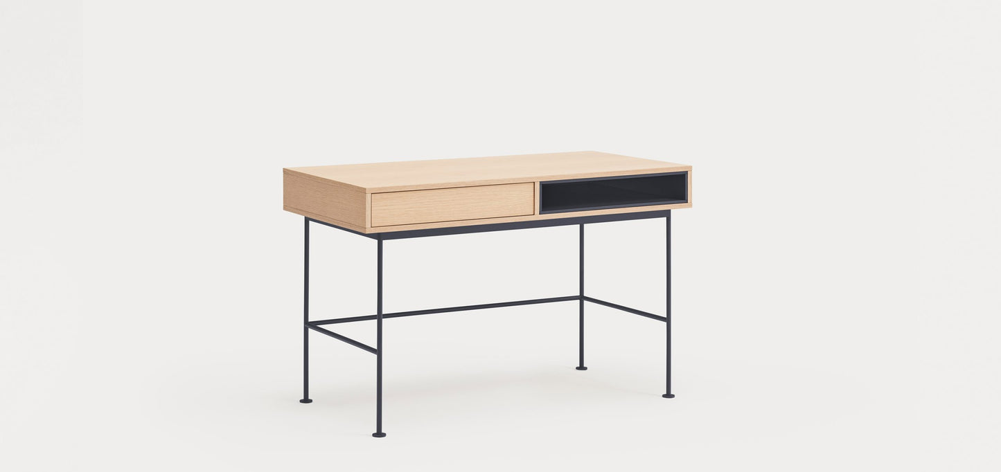 Yoko desk