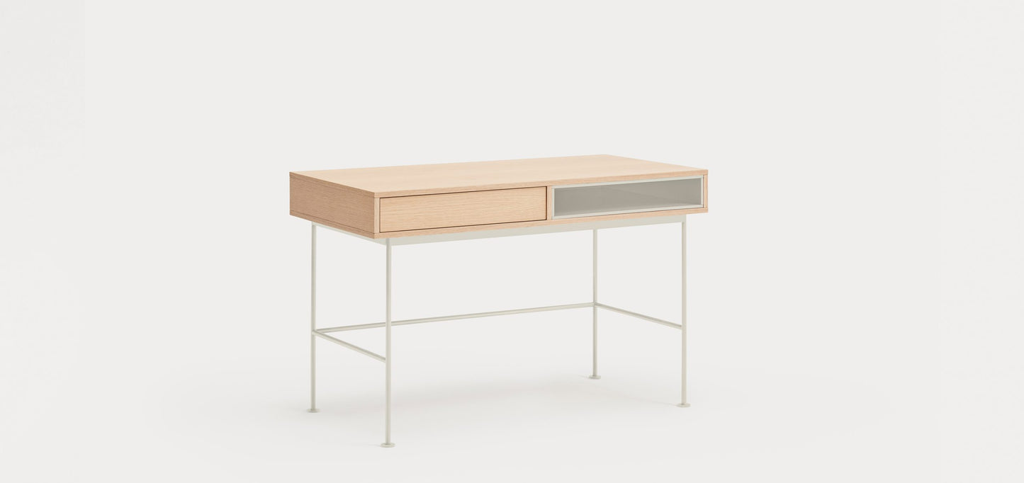 Yoko desk